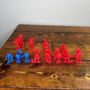 Lot of 24 Firemen and police officers Figures Red Blue Plastic Molded Toys